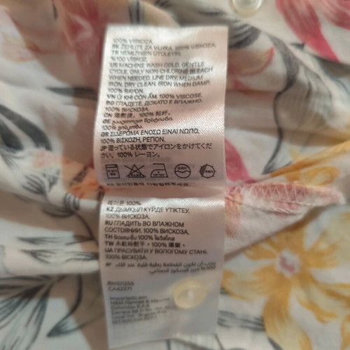 H&M Divided sleeveless shirt with tropical floral print like new