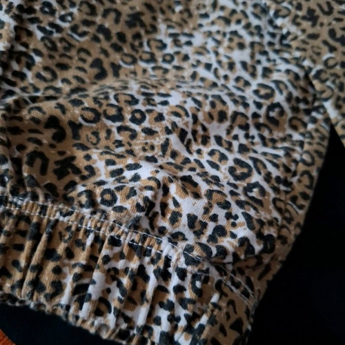 Ebita blouse and leggings set like new, black and brown