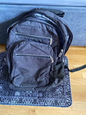 Polo backpack used with 6 compartments