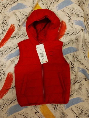 Birba vest for 12 months new with tags