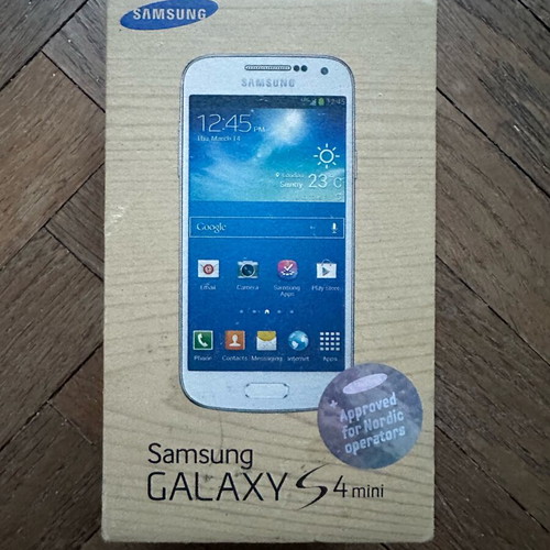Κουτί και θήκη Samsung Galaxy S4 mini μεταχειρισμένα