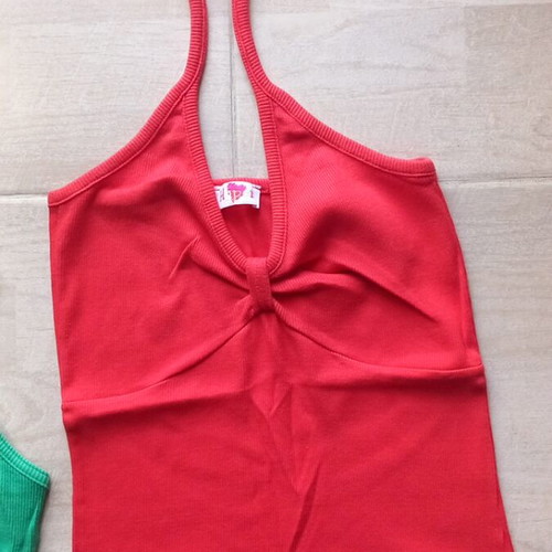 Set of 2 Hyper tops size Small-Medium like new, green and orange