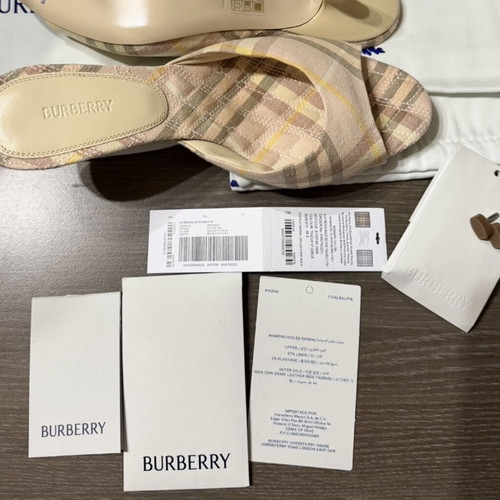 Burberry leather heels, size 40, beige and pink