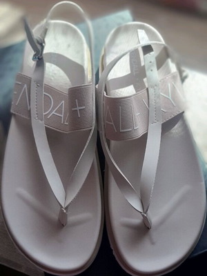 Πέδιλα Kendall + Kylie καινούργια, μπεζ 39
