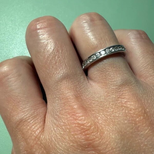 Silver 925 wedding ring with zircon like new, size 52
