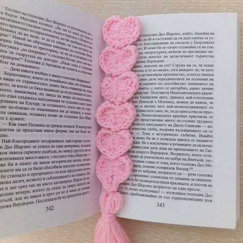 Handmade knitted bookmarks new