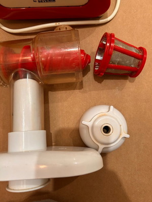 Severin juicer used, needs replacement strainer