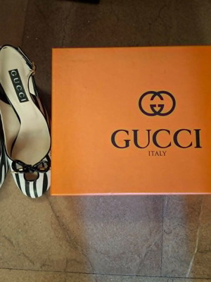 Gucci leather high-heeled pumps, size 39, white and black