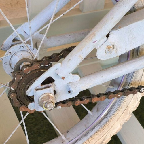 Children's bicycle 12" blue used, needs inner tube