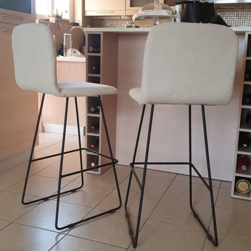 Island with bar stools like new, custom MDF design, storage and wine racks