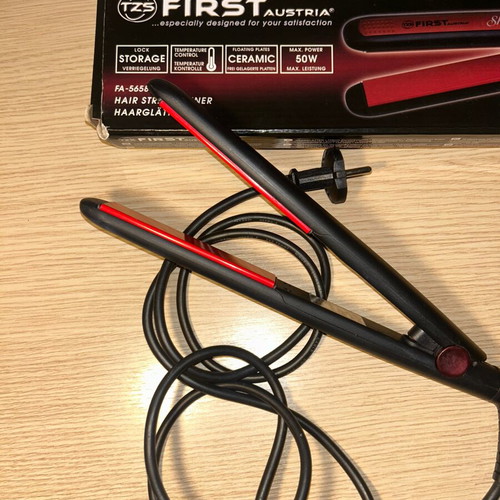 First Austria hair straightener, red