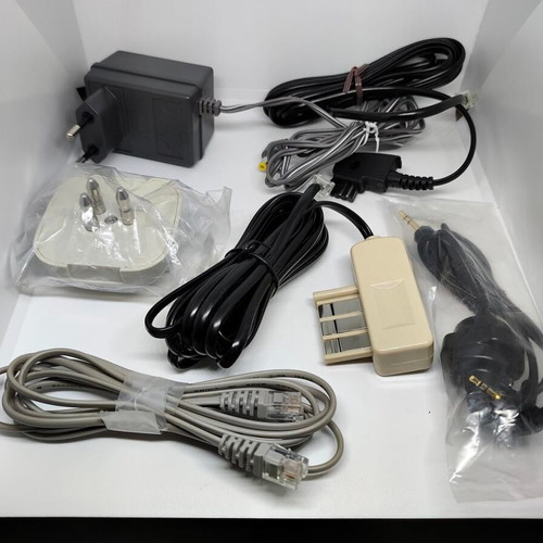 Wireless DECT Surveillance Camera like new for compatible phones