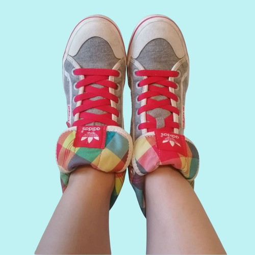Adidas sport shoes used, grey with colorful reversible hi-top, size 37.5