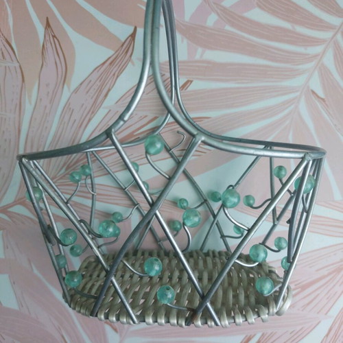 Metal basket with wicker bottom like new