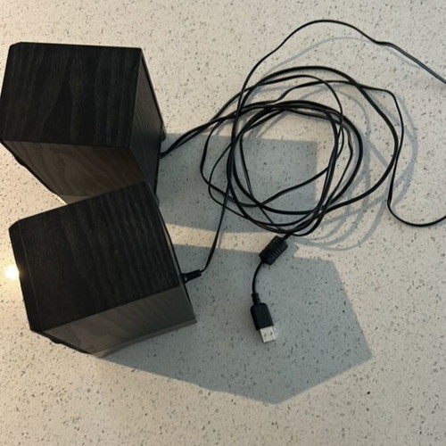 Edifier USB floor speakers used