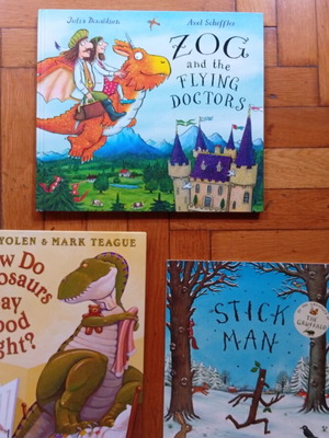 Children's illustrated book set of 3, English