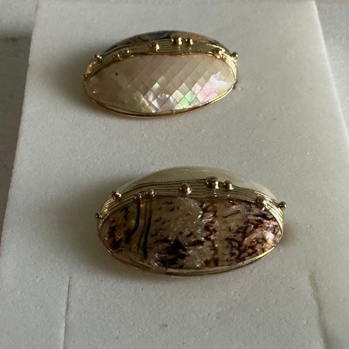 Vintage oval clip-on earrings 80's, like new, gold tone