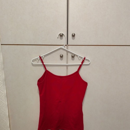 Zara red top used, size M