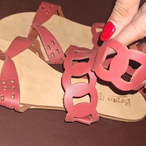 Bozikis leather sandals size 39 used, red
