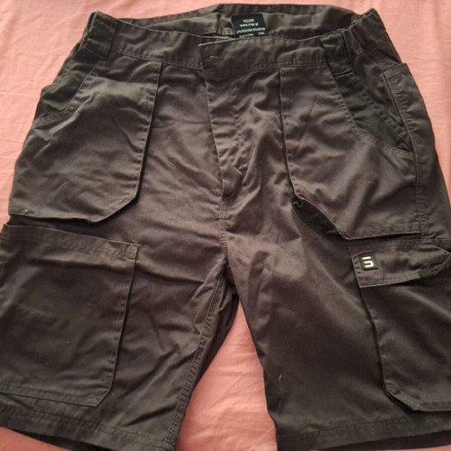 Stop work bermuda shorts new, black, size n58