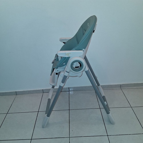 Baby Adventure high chair like new with adjustable height