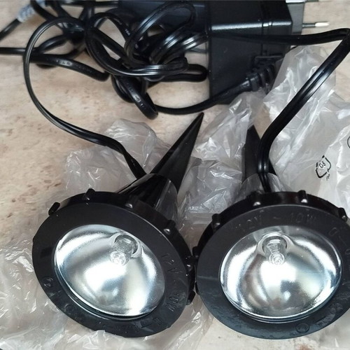 Indoor Plant Spotlights set of 3, one new in box
