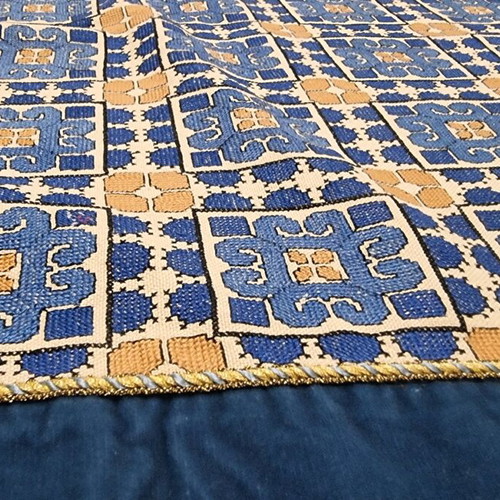 Embroidery 60x65 with velvet like new