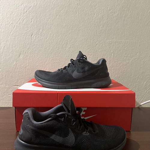 Nike Free RN sneakers size 41, black