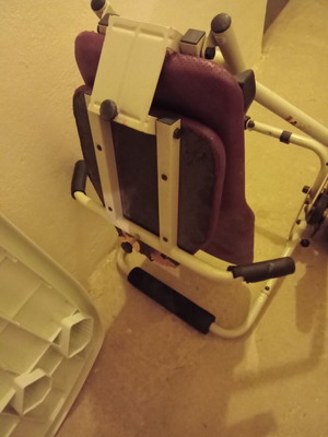 Fitness machine used for abs and legs