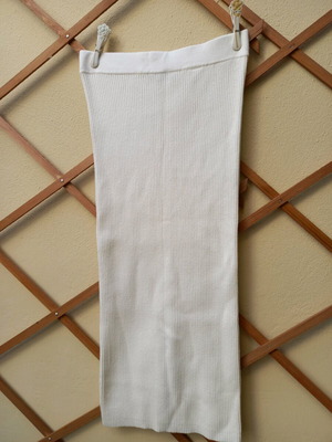 Bershka knitted skirt size M like new, ecru