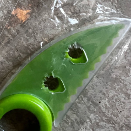 Avocado cleaning knife new