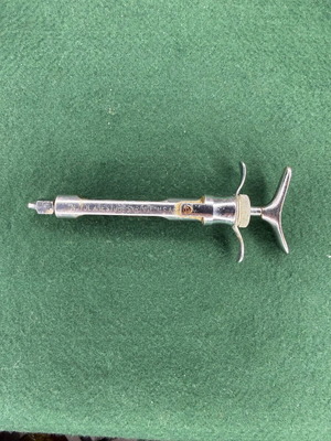 Syringe for local anesthesia used, dental or medical
