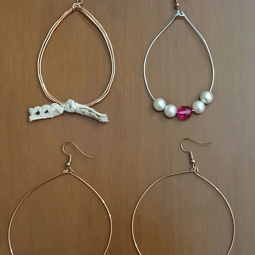 Jewelry set handmade from copper wire new, gold-colored