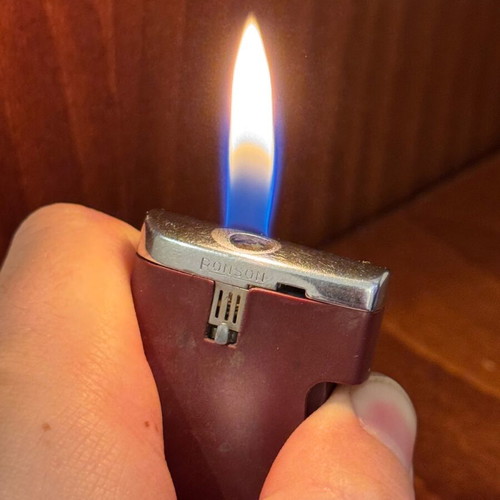 Ronson Varaflame Comet lighter used