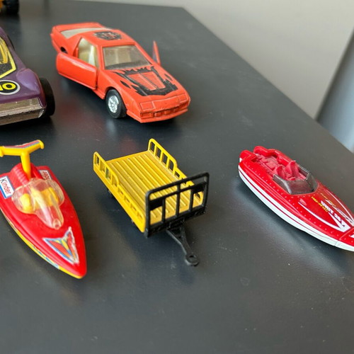 Old toy cars used, pack of 30 pieces