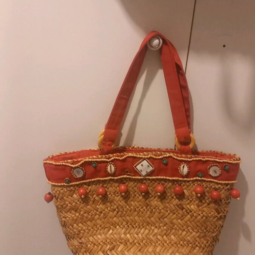 Straw shoulder bag like new, summer style