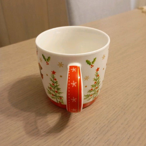 Christmas mug small size like new