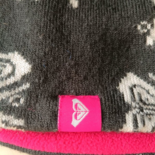 Roxy knit cap used, size M, black with fleece lining