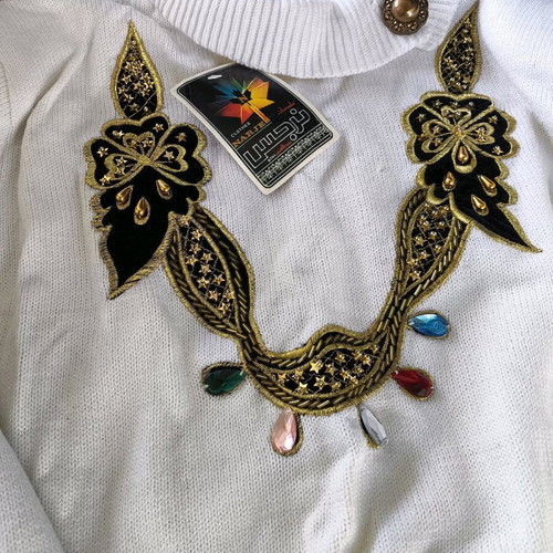 Women's vintage blouse new with design and beads on collar
