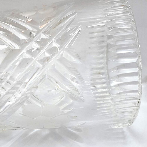 Czech Cut Crystal Vase like new, 18.5 cm, floral motifs