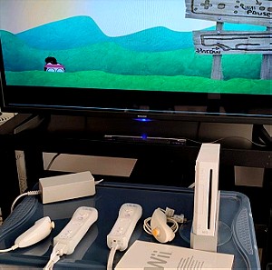 Nintendo Wii & Wii fitness board
