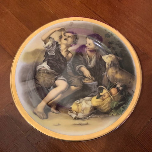 Murillo decorative plate like new, 27 cm diameter
