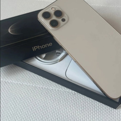 IPhone 12 Pro Max 256 GB Gold like new, with charging cable and box