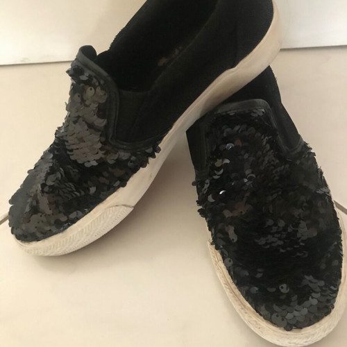 Flat shoes with sequins size 39 like new, white sole
