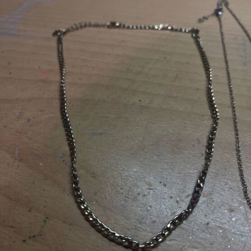 Necklace set of three gold-colored like new with adjustable clasp