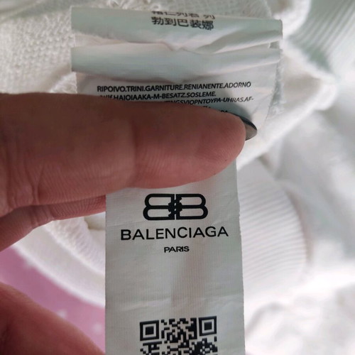 Balenciaga white sweatshirt like new unisex