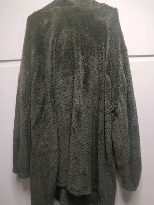 Fluffy shirt like new, warm green hoodie with ears