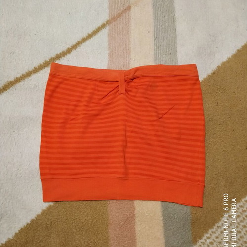 Top strapless size S orange with horizontal stripes like new