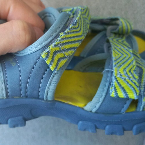 Quechua sandals used, size 24-25, very lightweight