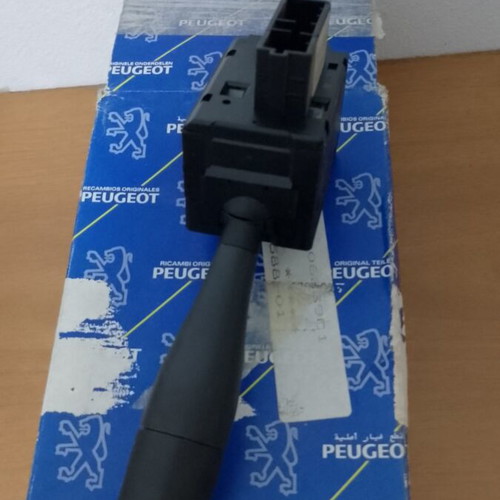 Peugeot 106 Genuine Wiper Switch 6239.C1 New
